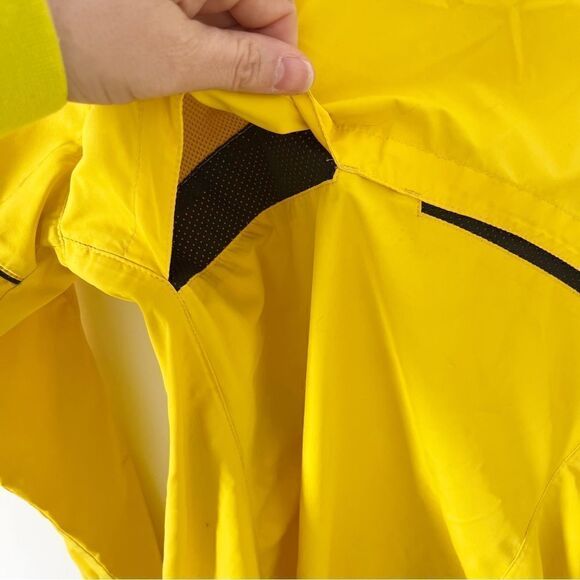 Vintage Nike Livestrong Yellow Lightweight Windbreaker Running Jacket‎ - Picture 11 of 11